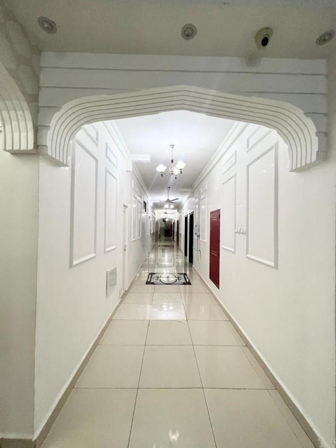 Salalah-Al shwamekh suites Bagian luar foto
